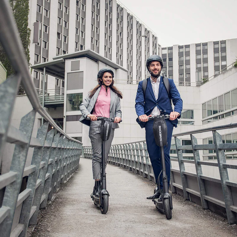 Electric Scooter Handlebar Bag-Waterproof - Image 6