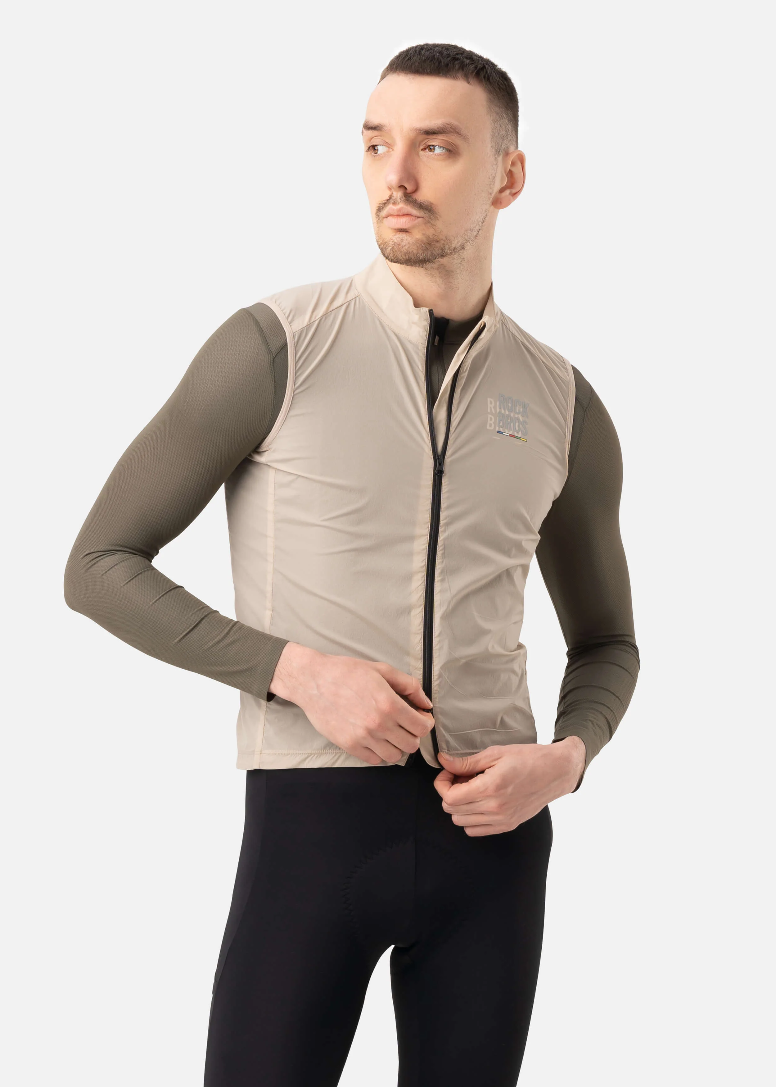 ROAD-TO-SKY Lightweight Windproof Cycling Vest - Image 25
