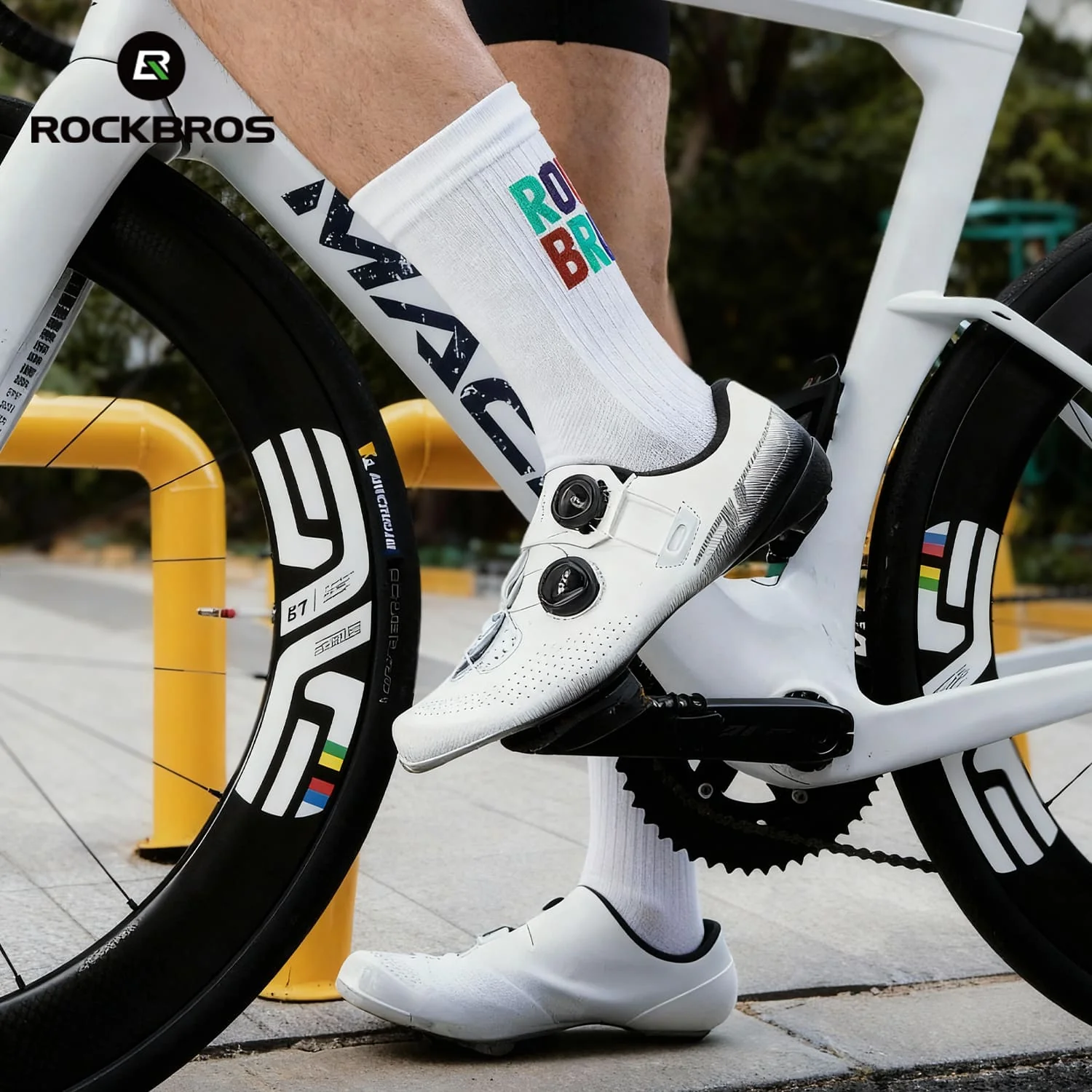 Mid-Calf Breathable Cycling Socks - Image 30
